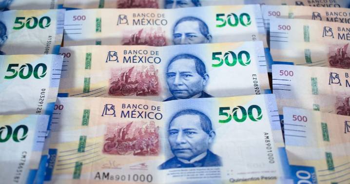 Así debes reclamar si el cajero te entrega un billete falso, según Banxico