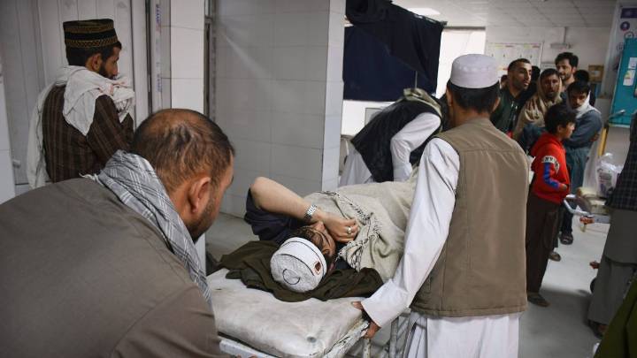 Afganistán: al menos 27 muertos y casi 1.000 heridos por el terremoto de magnitud 6,3