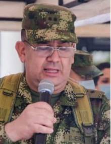 Procuraduría suspende a general y directivo de inteligencia por presuntos vínculos con disidencias de las FARC