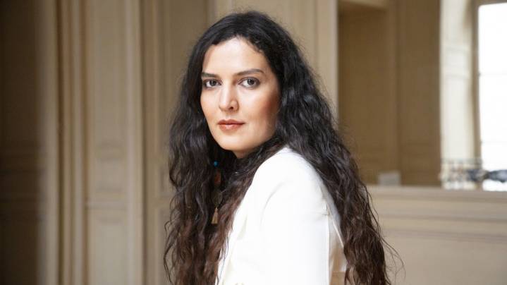 Aliyeh Ataei, escritora afgano-iraní: "Tal vez es mejor que las afganas no tengan sueños, sufren menos"