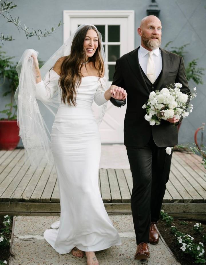 One of the Hadid Sisters Just Tied the Knot