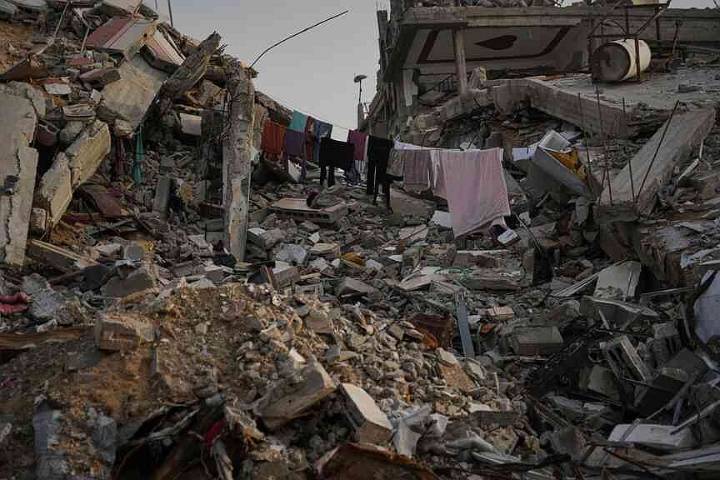 Gaza death toll said to reach 70,100