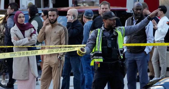 White House reportedly in lockdown after two members of National Guard shot in Washington DC