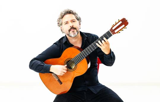 ‘Paraná, Pariente del agua’ el nuevo viaje musical de Camilo Giraldo