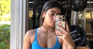 Sara Saffari Flaunts Toned Abs in Sports Bra
