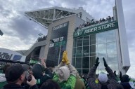 Roughriders hoist the Grey Cup at Mosaic in front of hundreds of fans