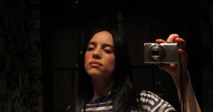 Billie Eilish Wows Fans in New Selfies