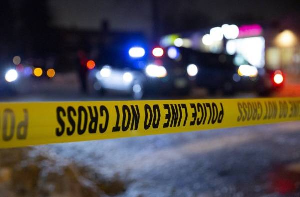 20-year-old motorcyclist killed in crash on I