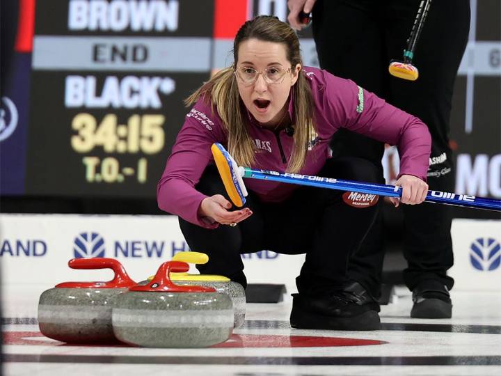 OLYMPIC CURLING TRIALS (Day 4): Christina Black fuelled by home love