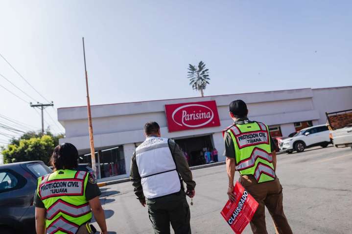 No solo Waldo’s: Protección Civil cierra tres tiendas Parisina por falta de medidas de seguridad