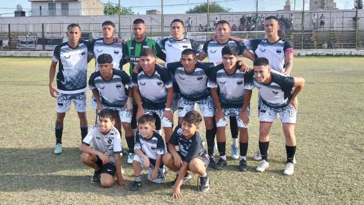 Independiente y Policial, a la próxima fase del Regional