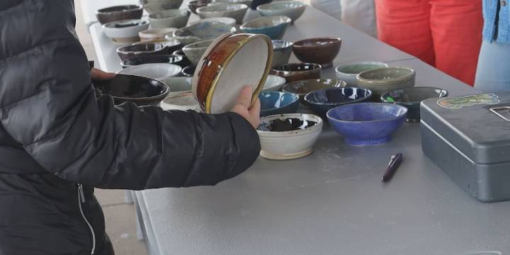 SIU students, staff help fight food insecurity