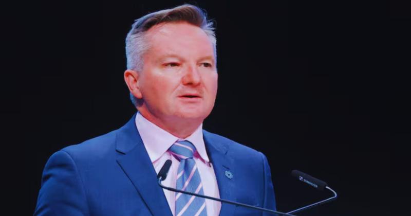 Australia steps up push to host cop31 as talks continue in Brazil