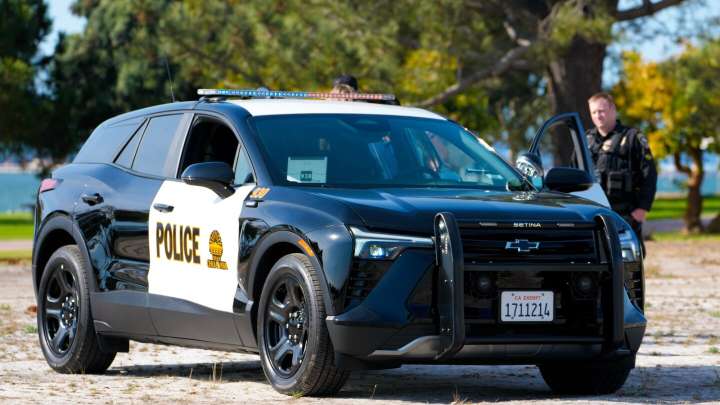 Calif. PD adds 10 EVs to fleet for traffic enforcement, SROs