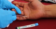 Módulos comunitarios aplican pruebas rápidas de VIH en Tijuana
