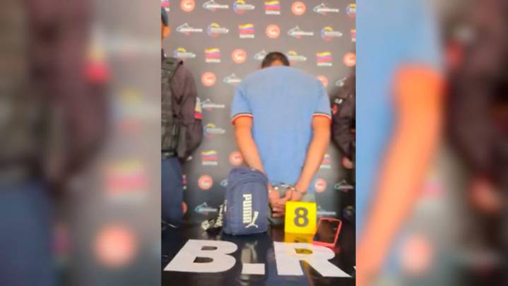 Detienen a sujeto por cortar bases del puente en la carretera vieja Caracas