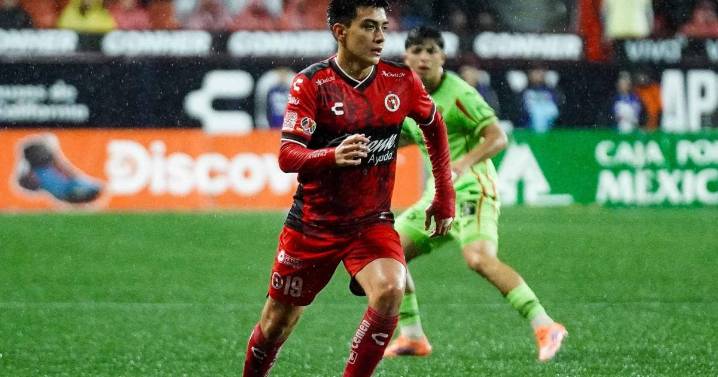 Gilberto Mora podrá disputar el Xolos vs Tigres pese al horario y dudas legales