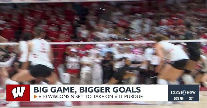 #10 Wisconsin Volleyball to host #11 Purdue in pivotal game