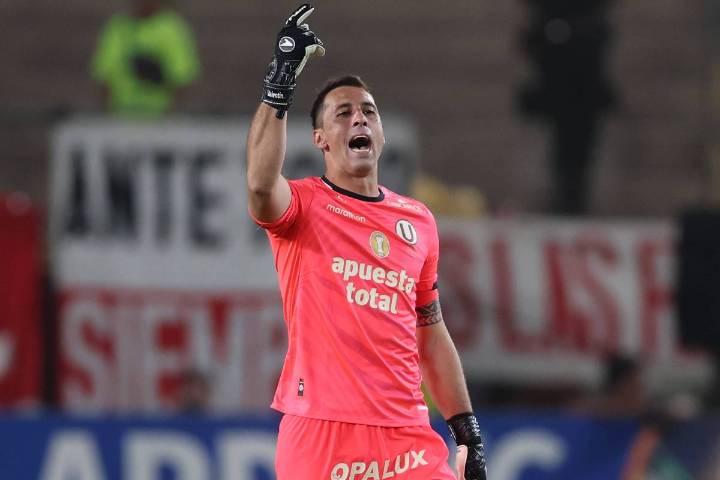 Sebastián Britos señaló que su deseo es seguir en Universitario pero depende de reunión con la directiva