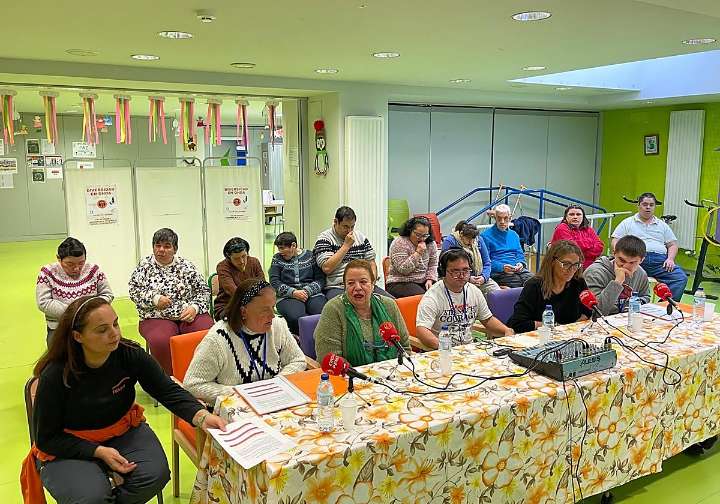 El Centro de Apoyo a la Integración de Candás visibiliza la acondroplasia