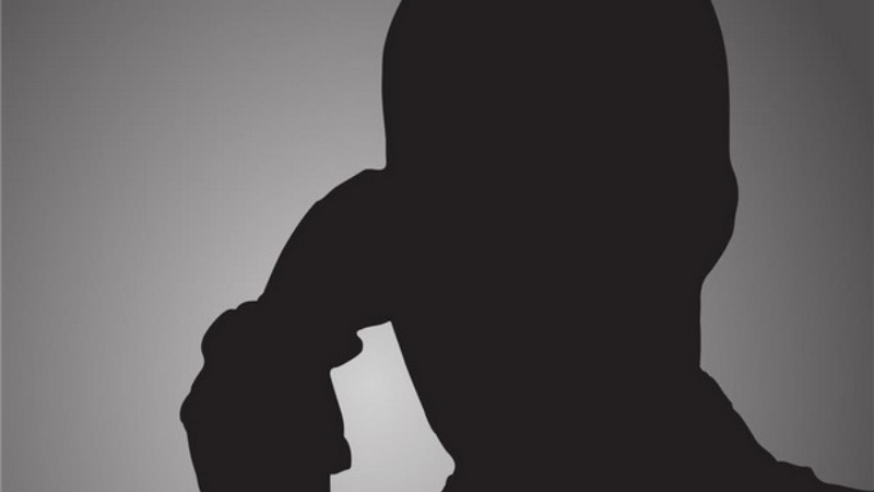 Law student threatened for putting up Savarkar photo as display picture on WhatsApp