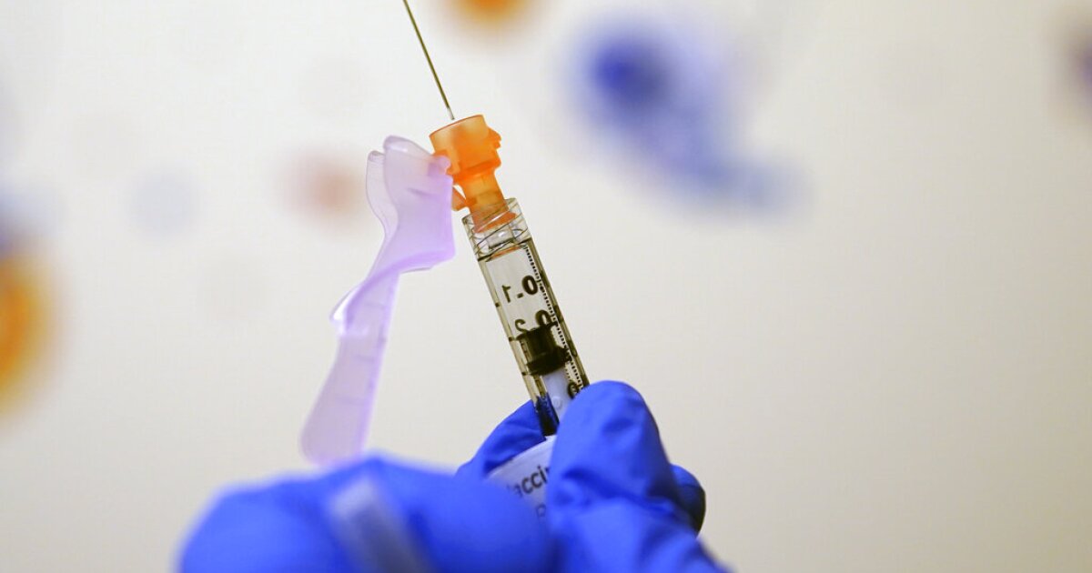 New flu strain could escape vaccine immunity as holiday travel begins