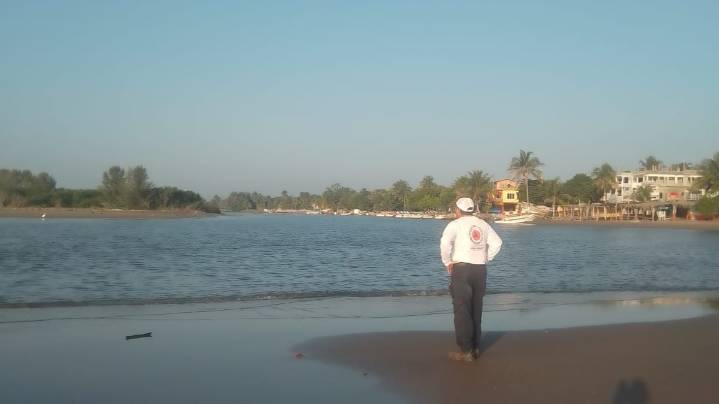 Hallan sin vida a adolescente desaparecido en la playa de Chachalacas