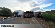Un camión cisterna volcado obliga a cortar la AP-7 durante más de 30 horas y provoca retenciones de 13 km