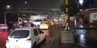 Lluvias en Bogotá generan caos en el retorno de cientos de ciudadanos a sus hogares: TransMilenio anunció retrasos en sus servicios