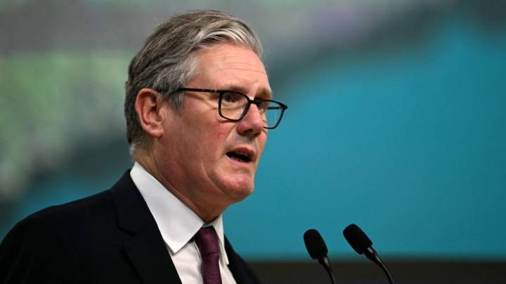 How Starmer could be ousted by his own MPs – and who could replace him