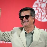 Iranian director Jafar Panahi ramps up French Oscars campaign