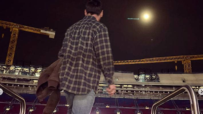 Pidió permiso al guardia... Las imágenes de la visita de Lionel Messi que revolucionó al Barcelona El astro argentino no le comunicó al club azulgrana de su presencia.