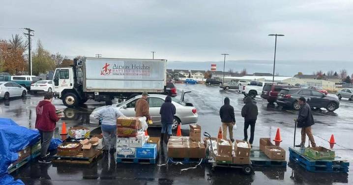 Food bank in Airway Heights provides over 100 families with food boxes amidst SNAP benefits pause