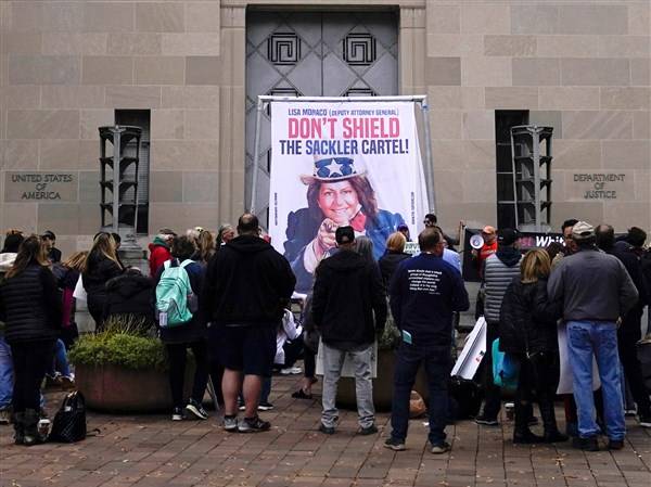 Judge says he'll approve opioid settlement with OxyContin maker Purdue and Sackler family