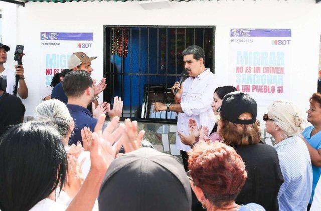 Maduro pide fortalecer los Comités de la Juventud en las comunas