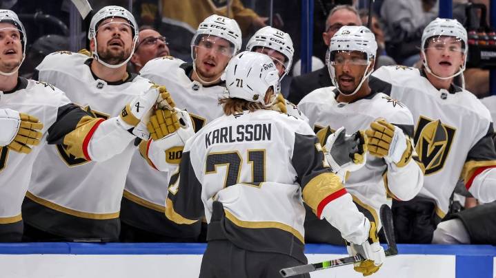 Golden Knights' William Karlsson injured in overtime loss to Ducks