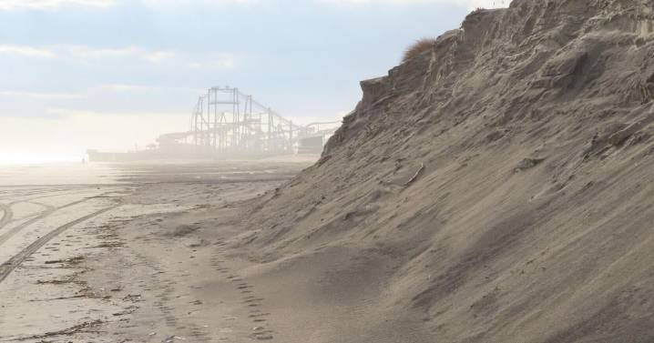 Feds end Wildwoods beach replenishment plan, citing local disagreements; money to be diverted