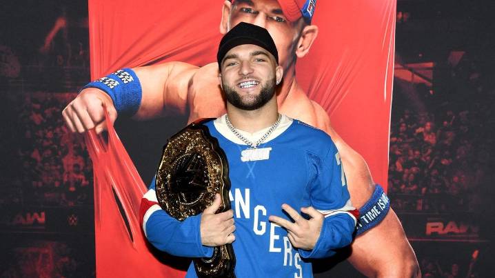 WWE 'Monday Night Raw' included scuffle with Cam Skattebo