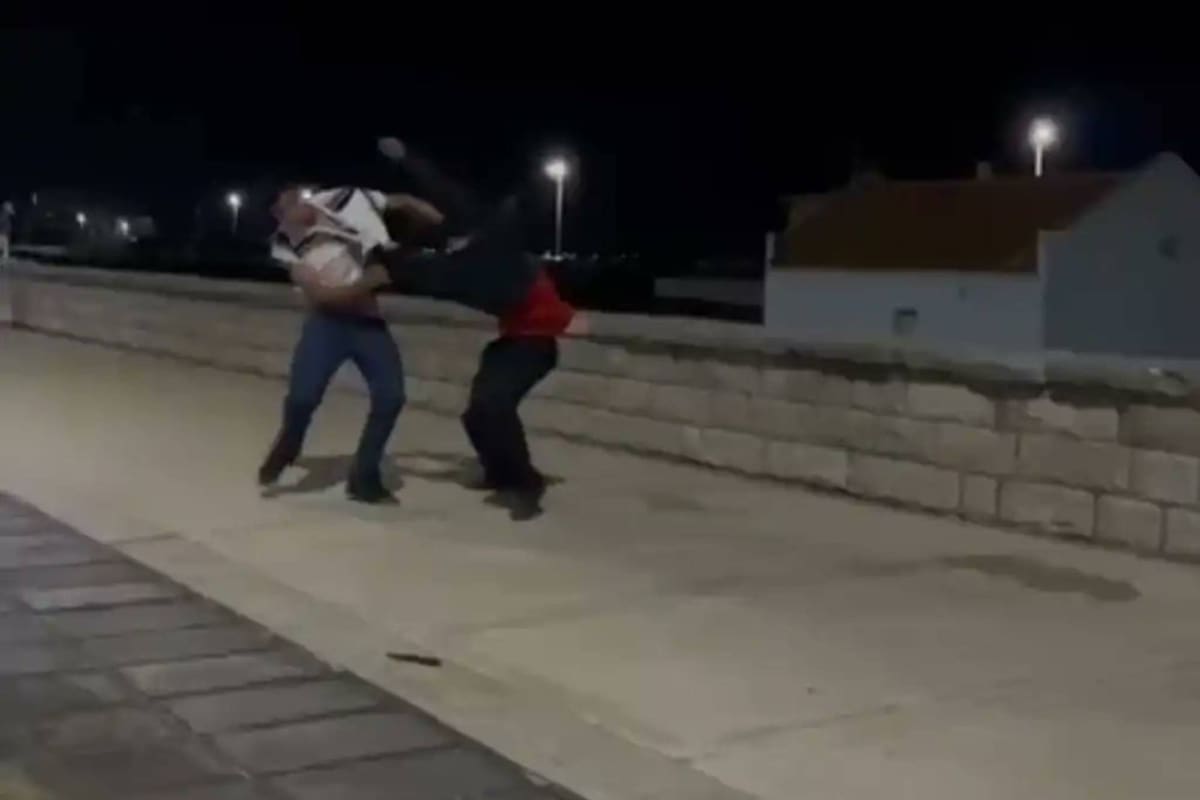 Un joven de 15 años murió tras una brutal pelea callejera entre dos adolescentes