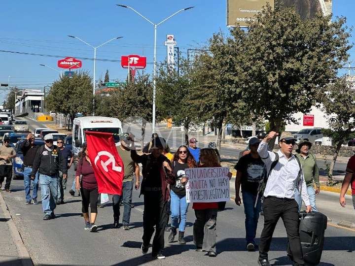 Comienza protesta contra el cobro de accesorios