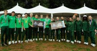 Oregon men win first regional title since 2014, women runner