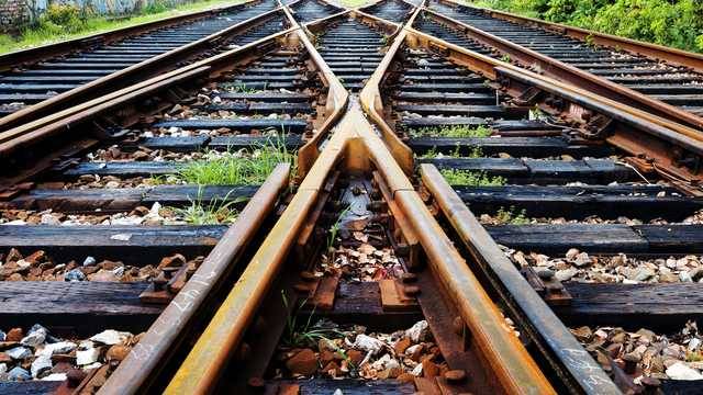 Person hit by train dies in Easley, coroner says