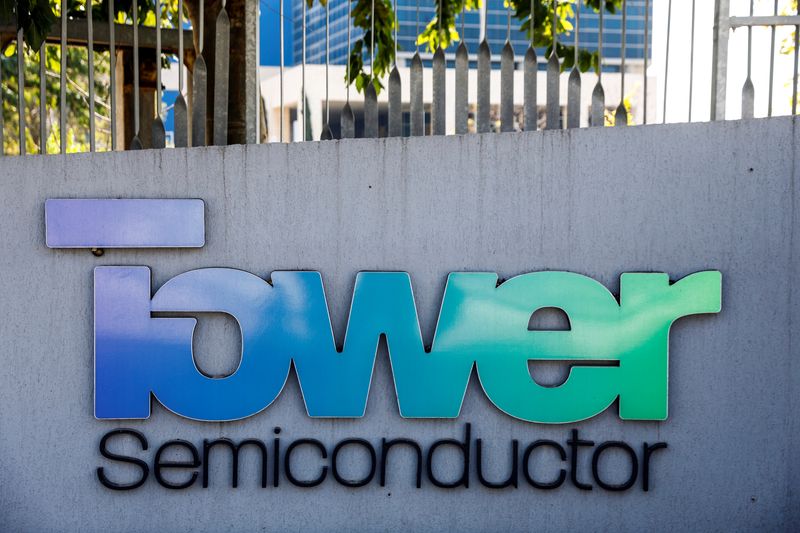 Tower Semiconductor posts upbeat revenue forecasts on data
