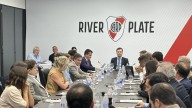 La drástica decisión de Di Carlo con el plantel de River tras la eliminación