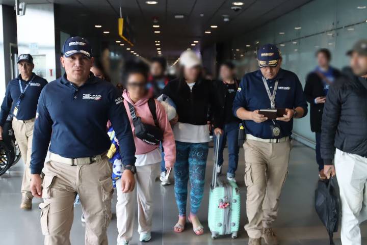 Rescatan en Camboya a 20 colombianos que fueron víctimas de falsas ofertas laborales