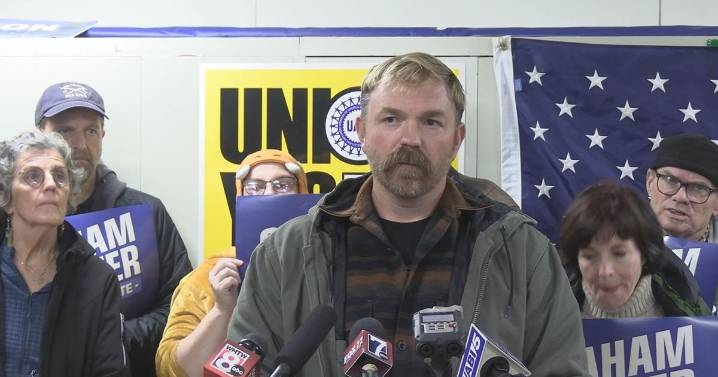 Maine Senate candidate calls for Sen. Schumer to step down