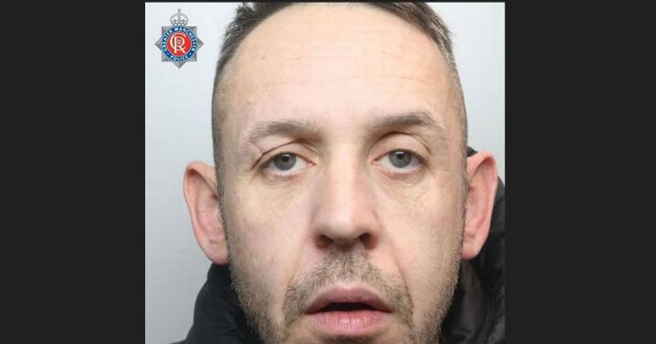 Dad was dragged down road by his Citroen Berlingo, then he turned detective