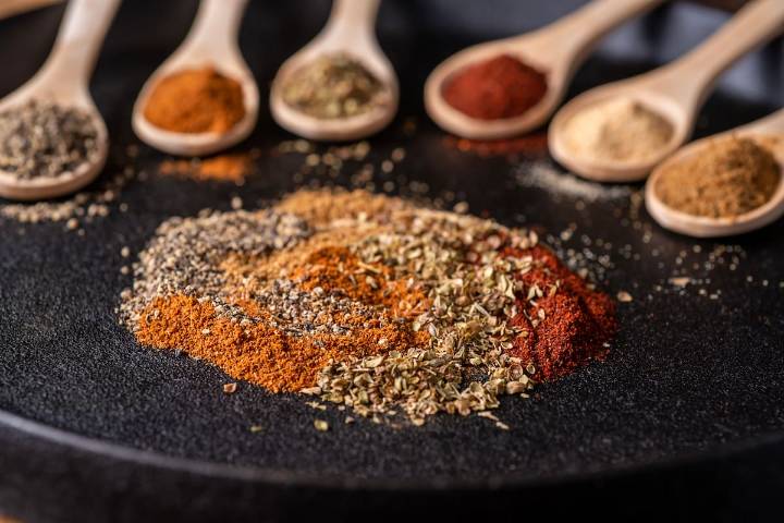 Solo una cucharadita al día: estudio revela que esta especia previene la obesidad y baja el colesterol