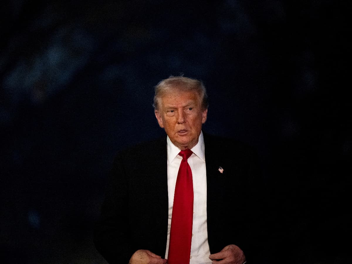 Trump lanza la "Misión Génesis" para impulsar la IA científica en EE.UU.