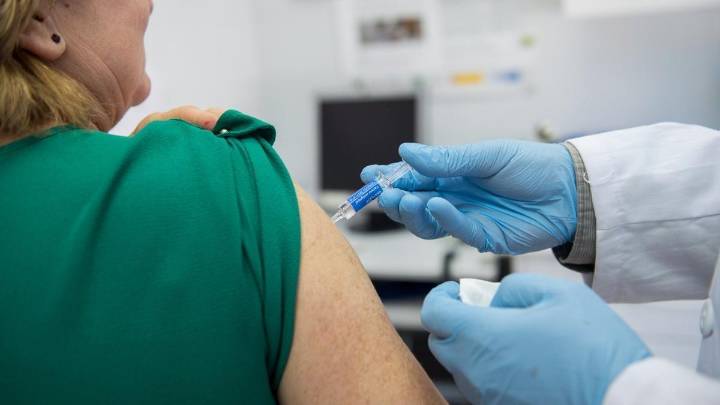 Extremadura prolonga la campaña contra la gripe tras administrar 7.394 vacunas: consulta los centros